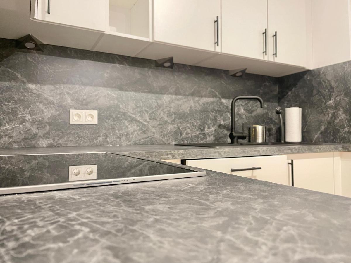 80 M2 - Terrace - Free Parking Apartment Wien Ngoại thất bức ảnh
